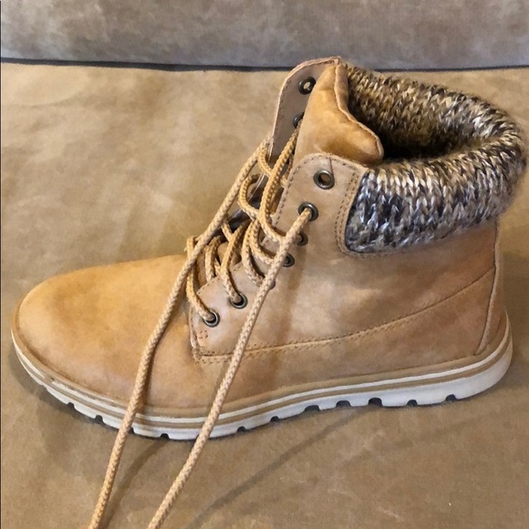 Cliffs - Picture 3 of 4